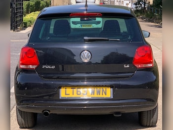 Used Volkswagen Polo 2014 for sale - 79330181: Photo