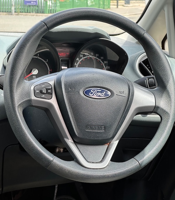 Used Ford Fiesta 2012 for sale - 76100593: Photo 12