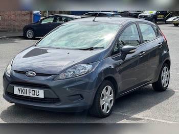 Used Ford Fiesta 2012 for sale - 76100593: Photo 2