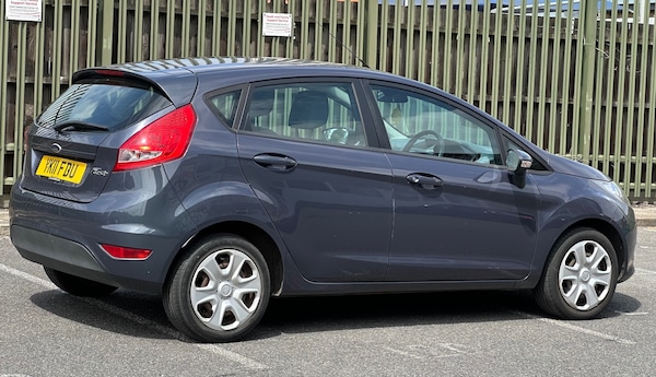 Used Ford Fiesta 2012 for sale - 76100593: Photo 6