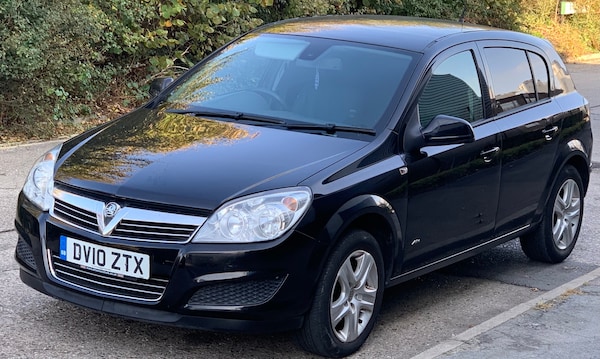 Used Vauxhall Astra 2010 for sale - 76287459: Photo 3