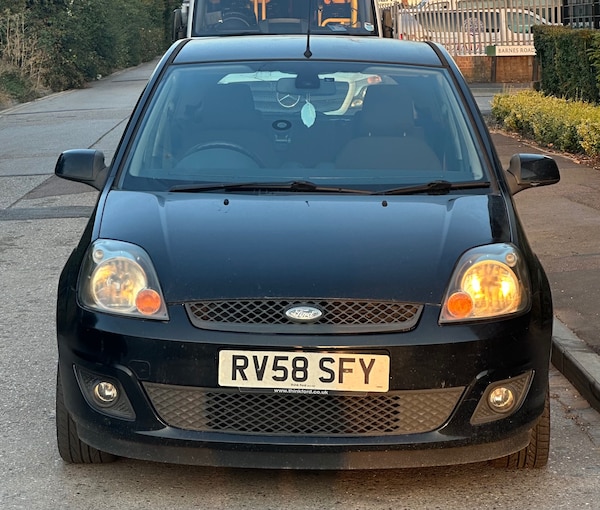 Used Ford Fiesta 2008 for sale - 76100769: Photo 2
