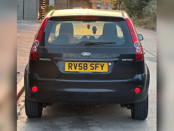 Used Ford Fiesta 2008 for sale - 76100769: Photo
