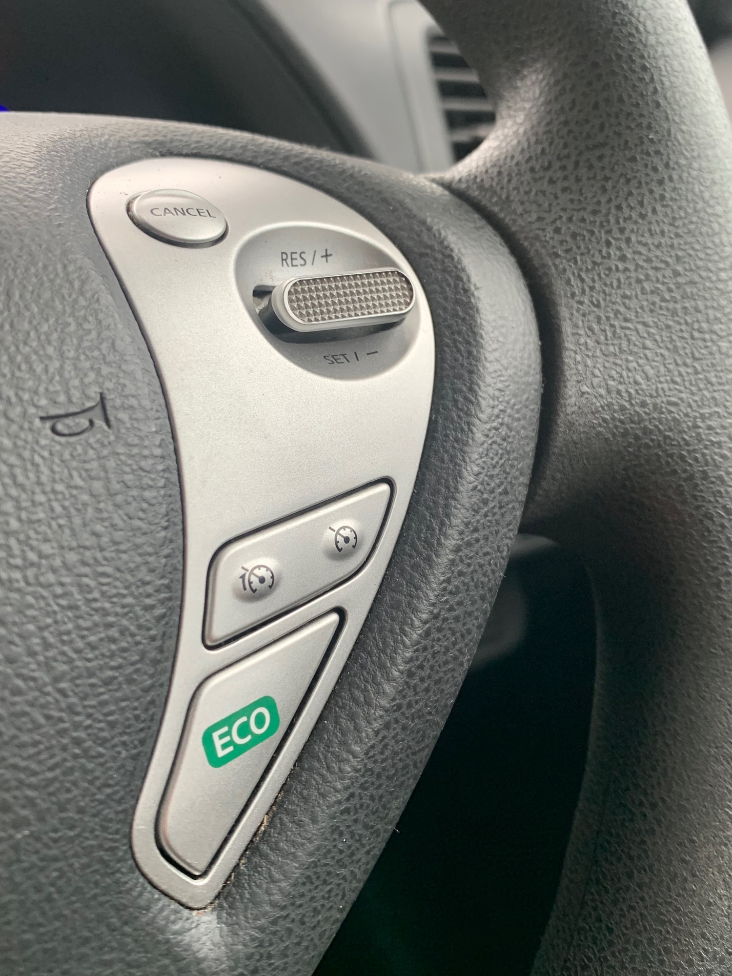 Used Nissan Leaf 2017 for sale - 77179984: Photo 17