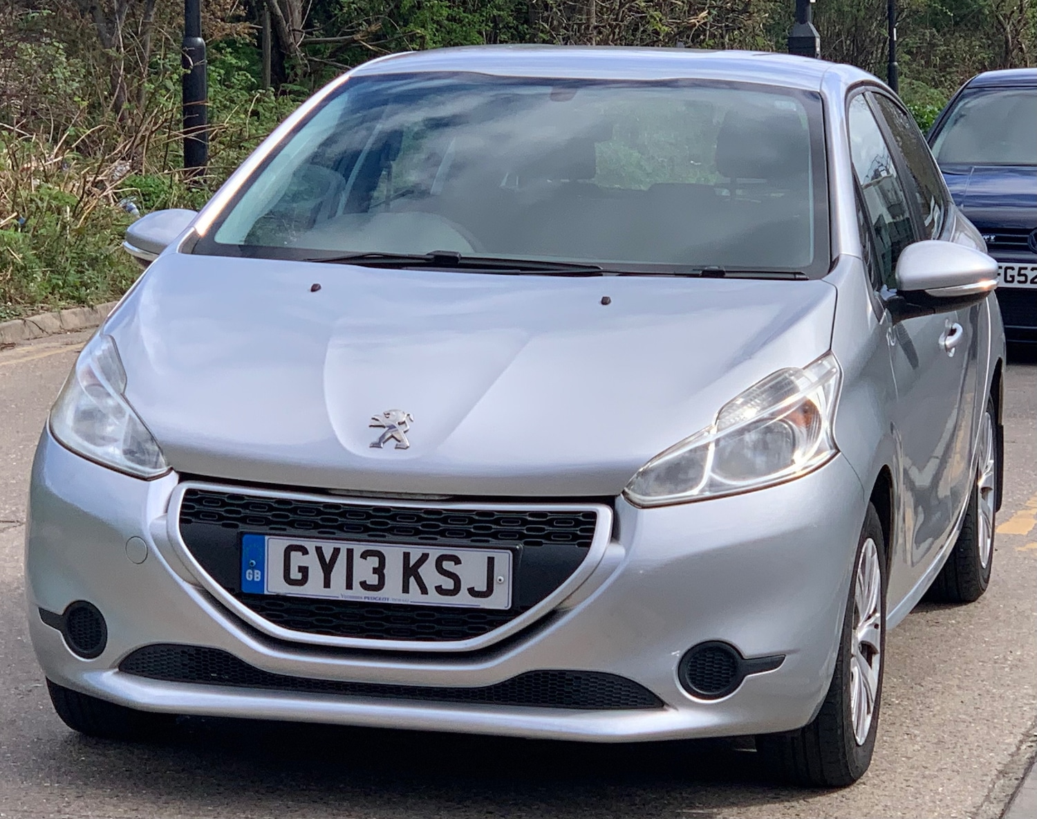Used Peugeot 208 2013 for sale - 78149708: Photo 2