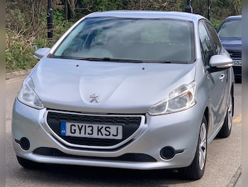 Used Peugeot 208 2013 for sale - 78149708: Photo