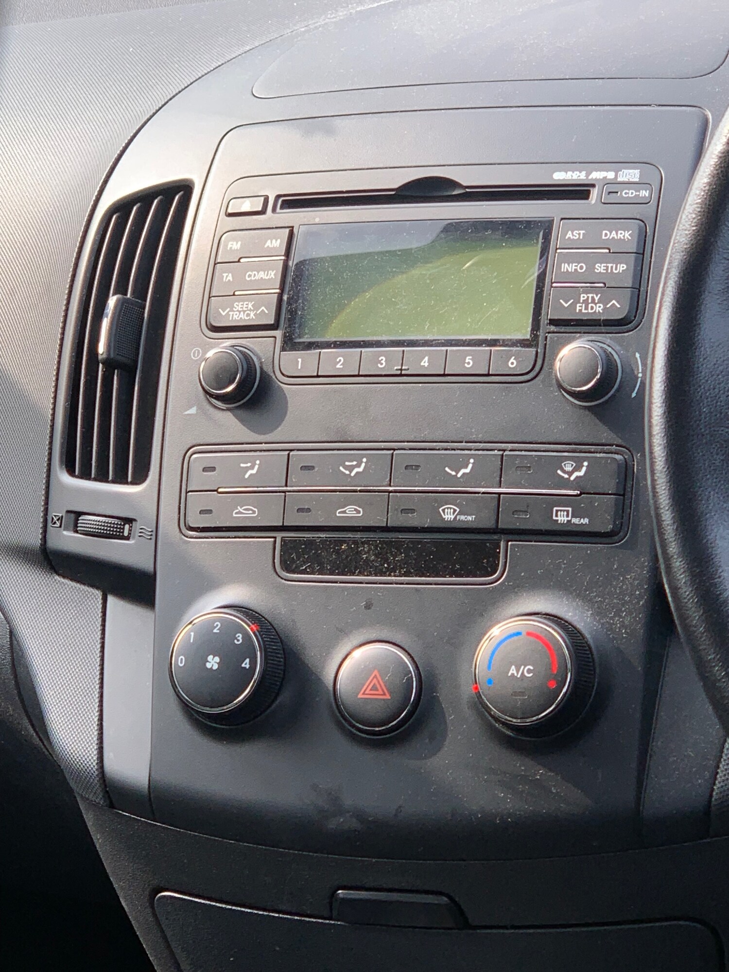 Used Hyundai i30 2010 for sale - 78149705: Photo 17