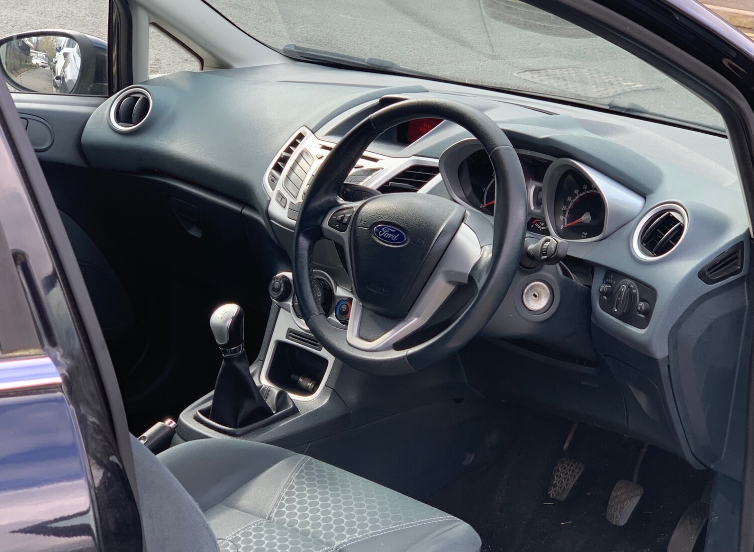 Used Ford Fiesta 2010 for sale - 77743037: Photo 13