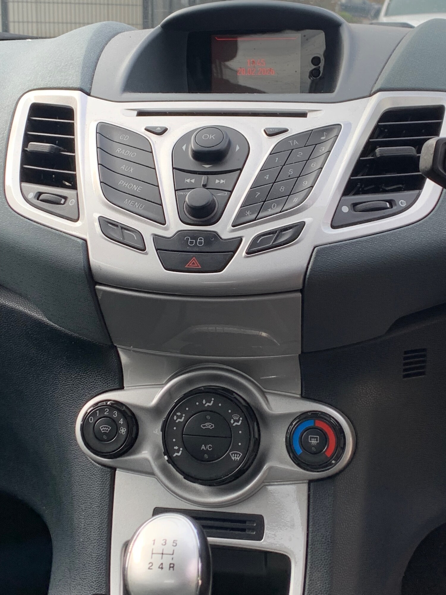 Used Ford Fiesta 2010 for sale - 77743037: Photo 14