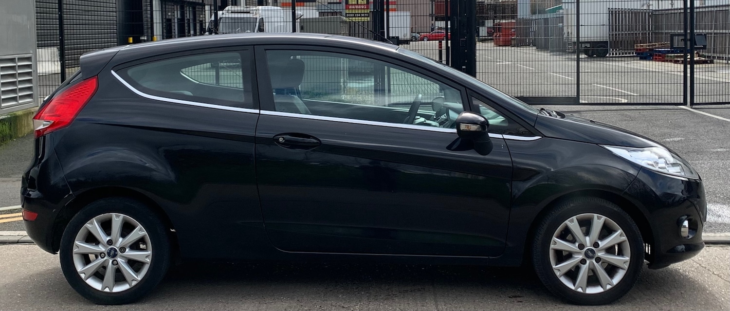 Used Ford Fiesta 2010 for sale - 77743037: Photo 6