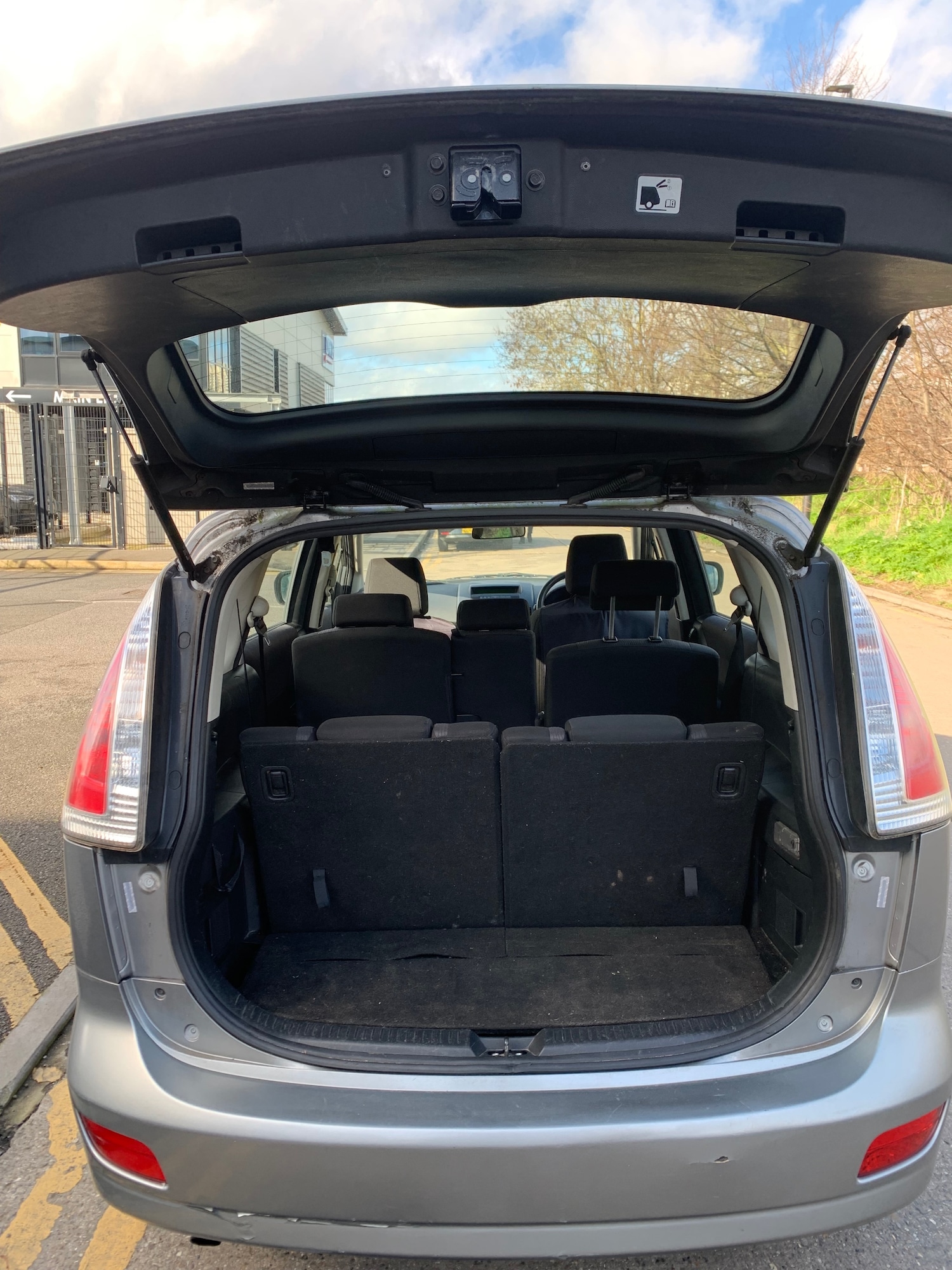 Used Mazda Mazda5 2010 for sale - 77687732: Photo 16