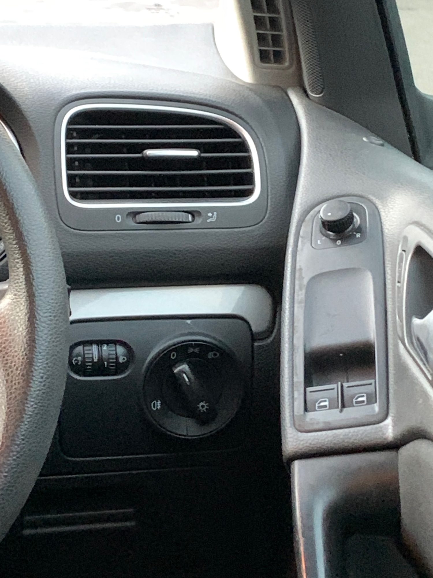 Used Volkswagen Golf 2010 for sale - 77179796: Photo 13