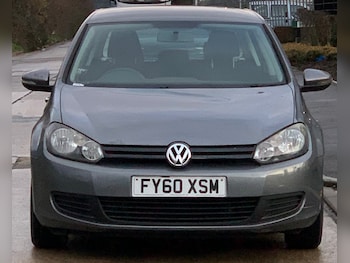 Used Volkswagen Golf 2010 for sale - 77179796: Photo