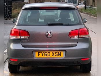 Used Volkswagen Golf 2010 for sale - 77179796: Photo