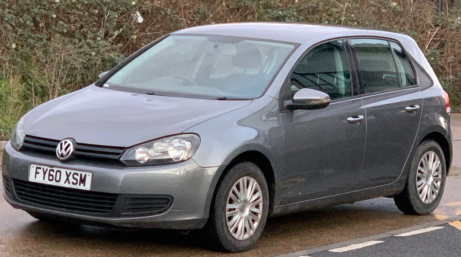 Used Volkswagen Golf 2010 for sale - 77179796: Photo 6