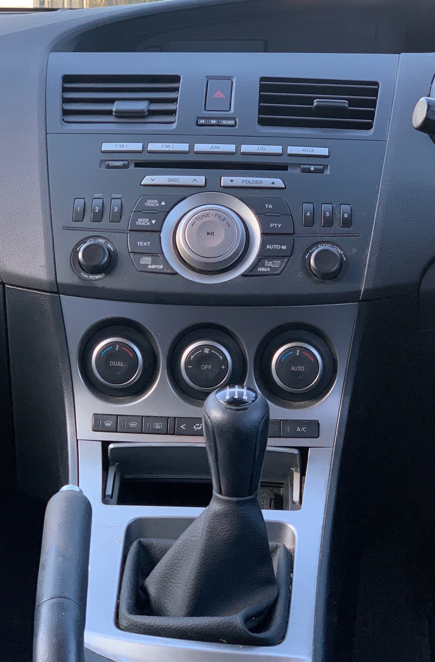 Used Mazda Mazda3 2010 for sale - 76664612: Photo 13