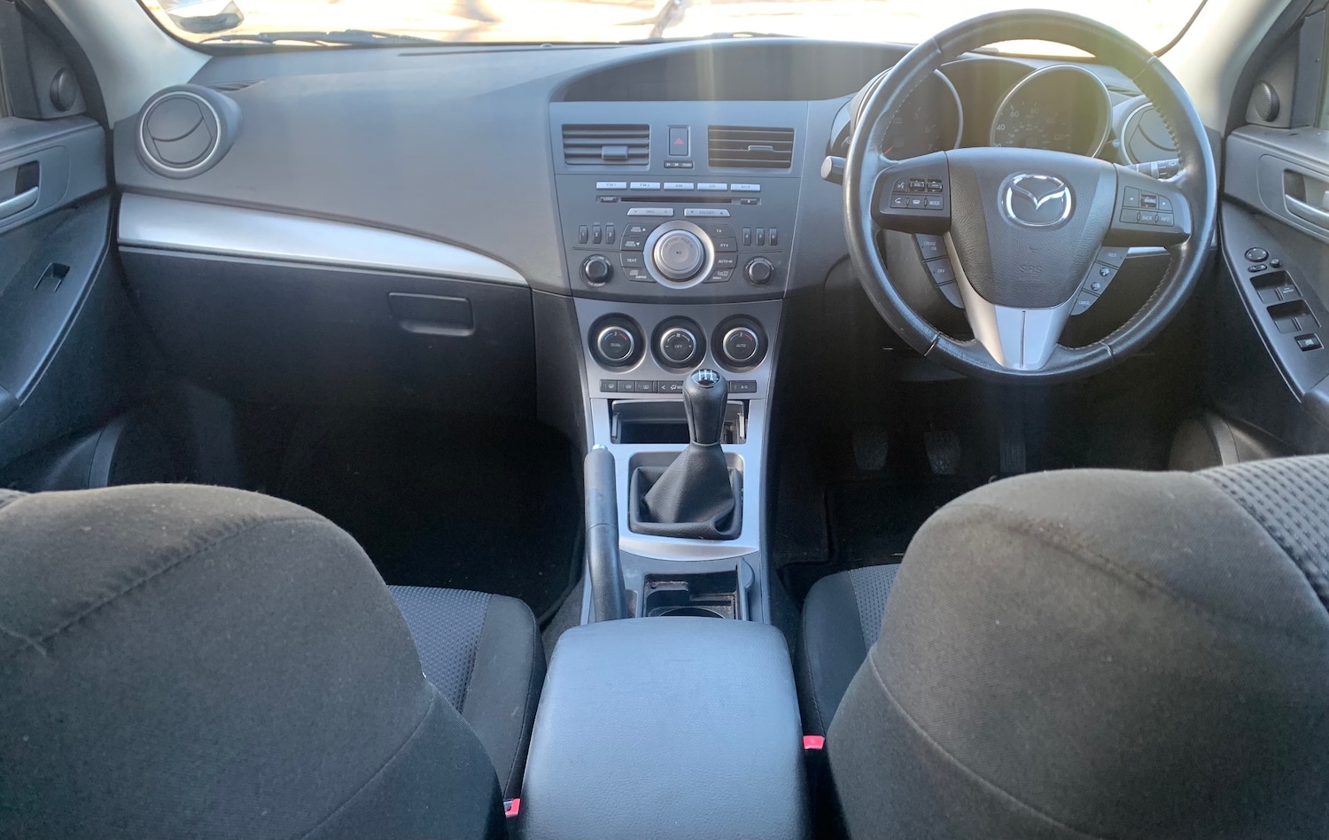 Used Mazda Mazda3 2010 for sale - 76664612: Photo 19
