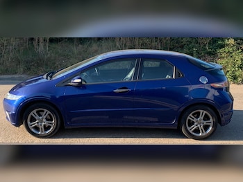 Used Honda Civic 2011 for sale - 79330042: Photo