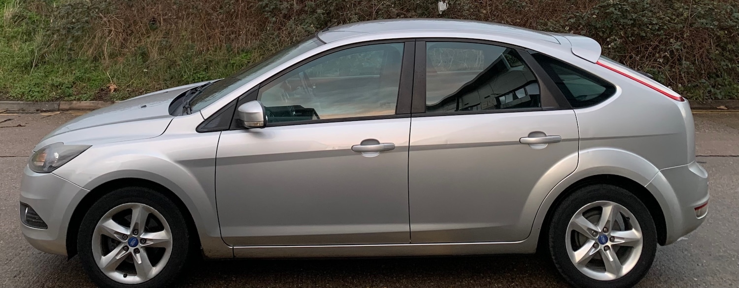 Used Ford Focus 2009 for sale - 77179883: Photo 4