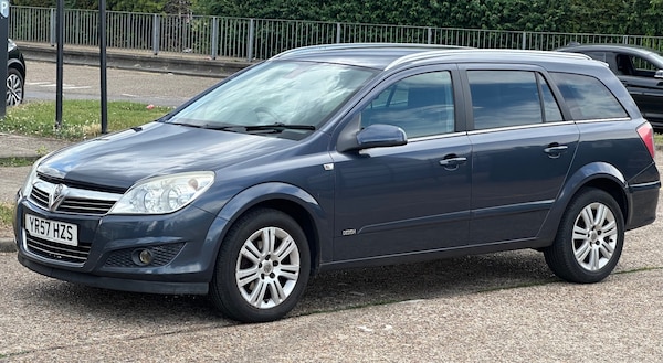 Used Vauxhall Astra 2008 for sale - 76100757: Photo 3