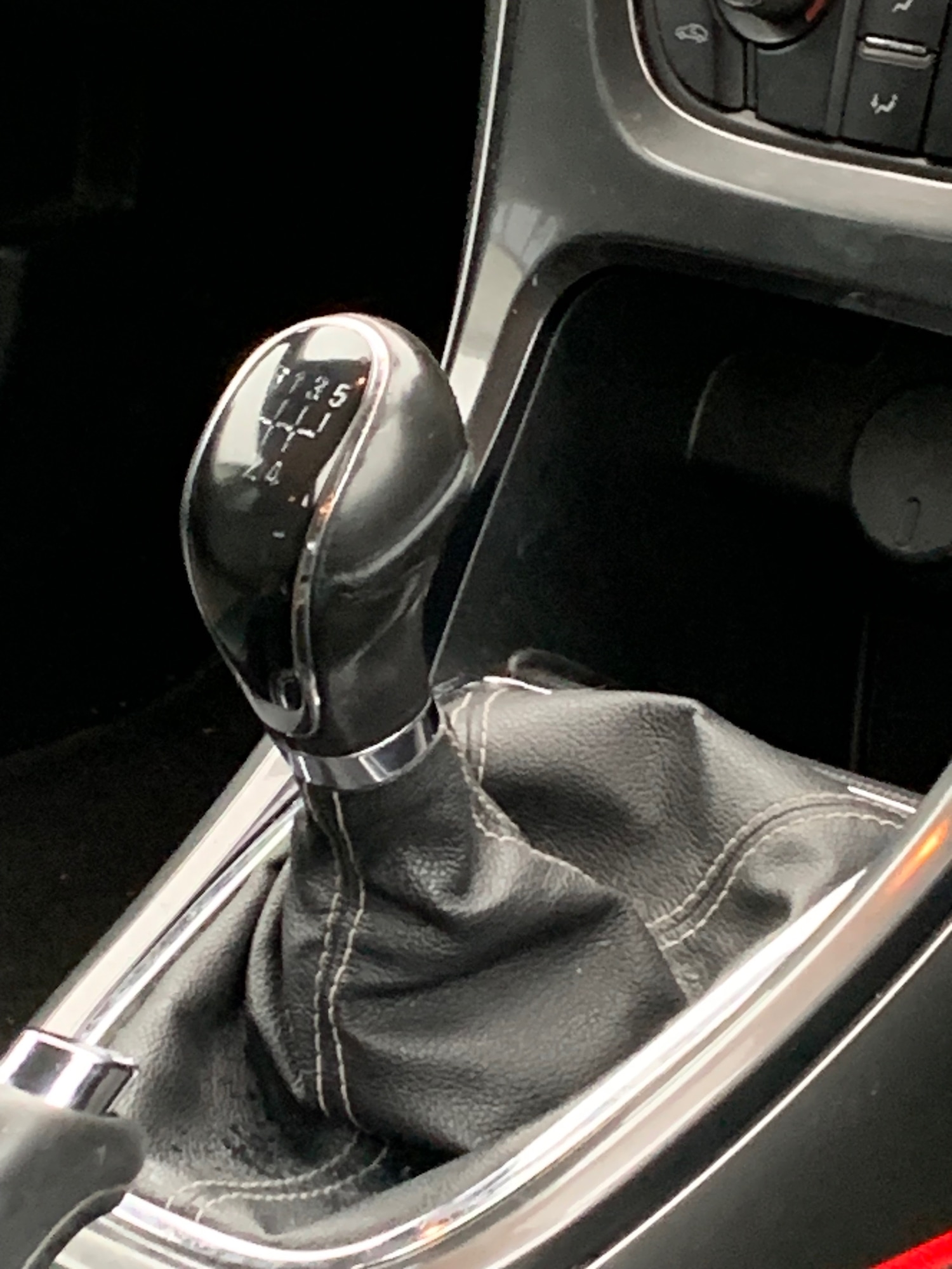 Used Vauxhall Astra 2013 for sale - 77179978: Photo 18