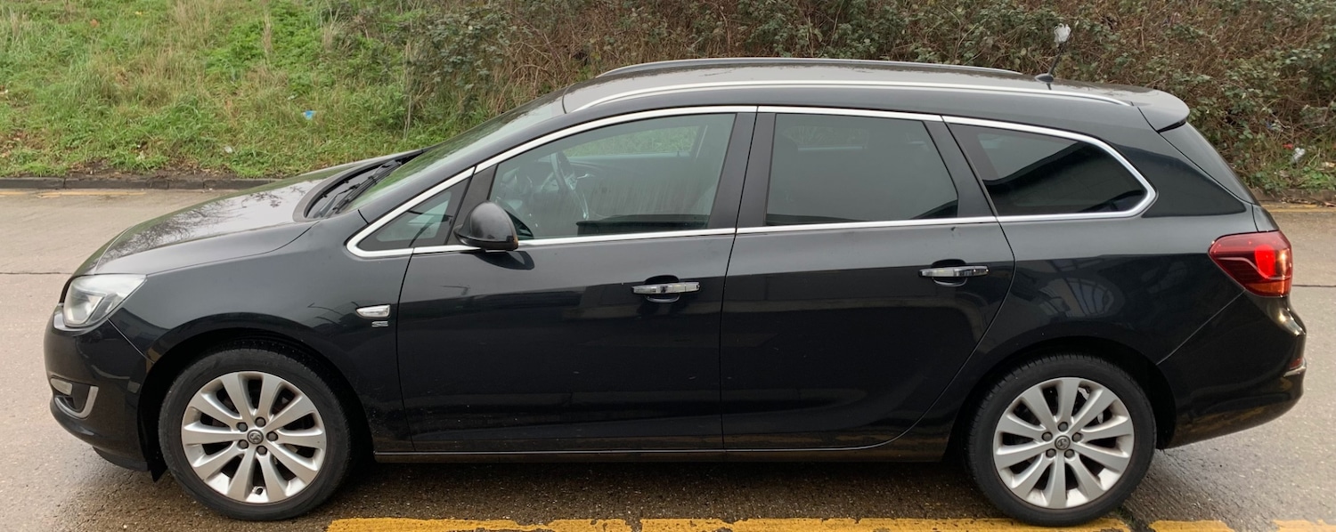 Used Vauxhall Astra 2013 for sale - 77179978: Photo 4