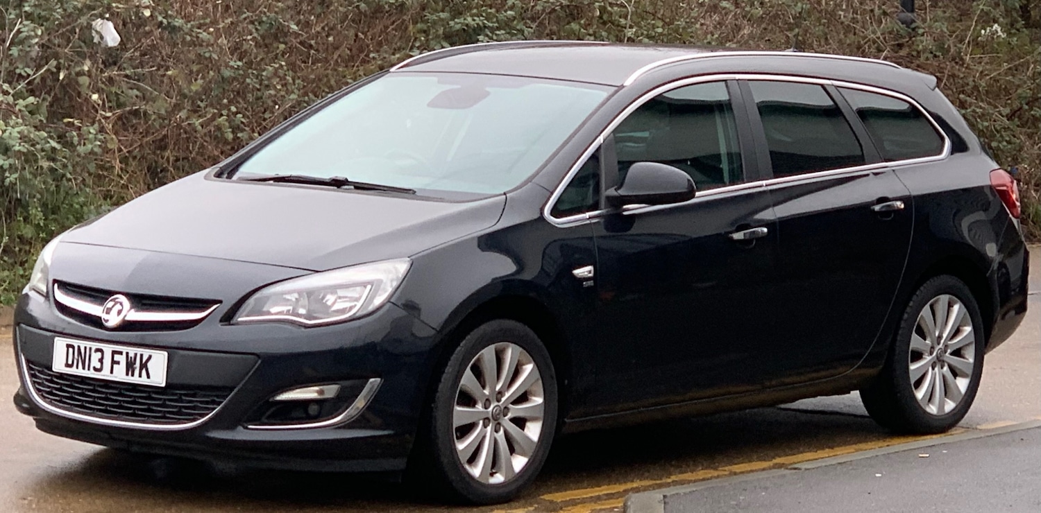 Used Vauxhall Astra 2013 for sale - 77179978: Photo 5