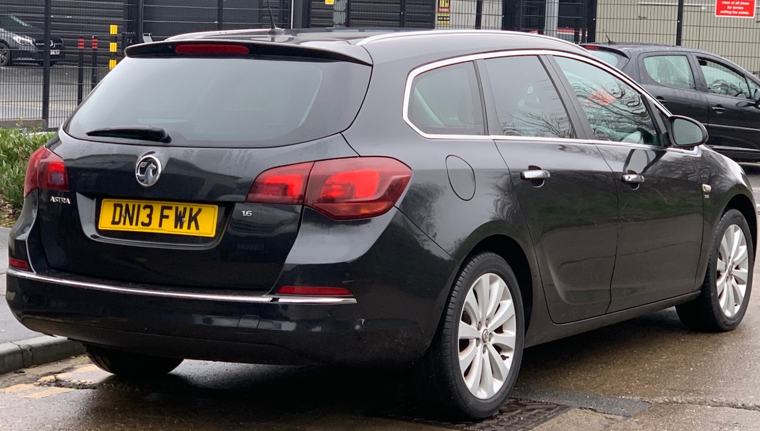 Used Vauxhall Astra 2013 for sale - 77179978: Photo 7