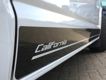 Used Volkswagen California 2015 for sale - 78197185: Photo