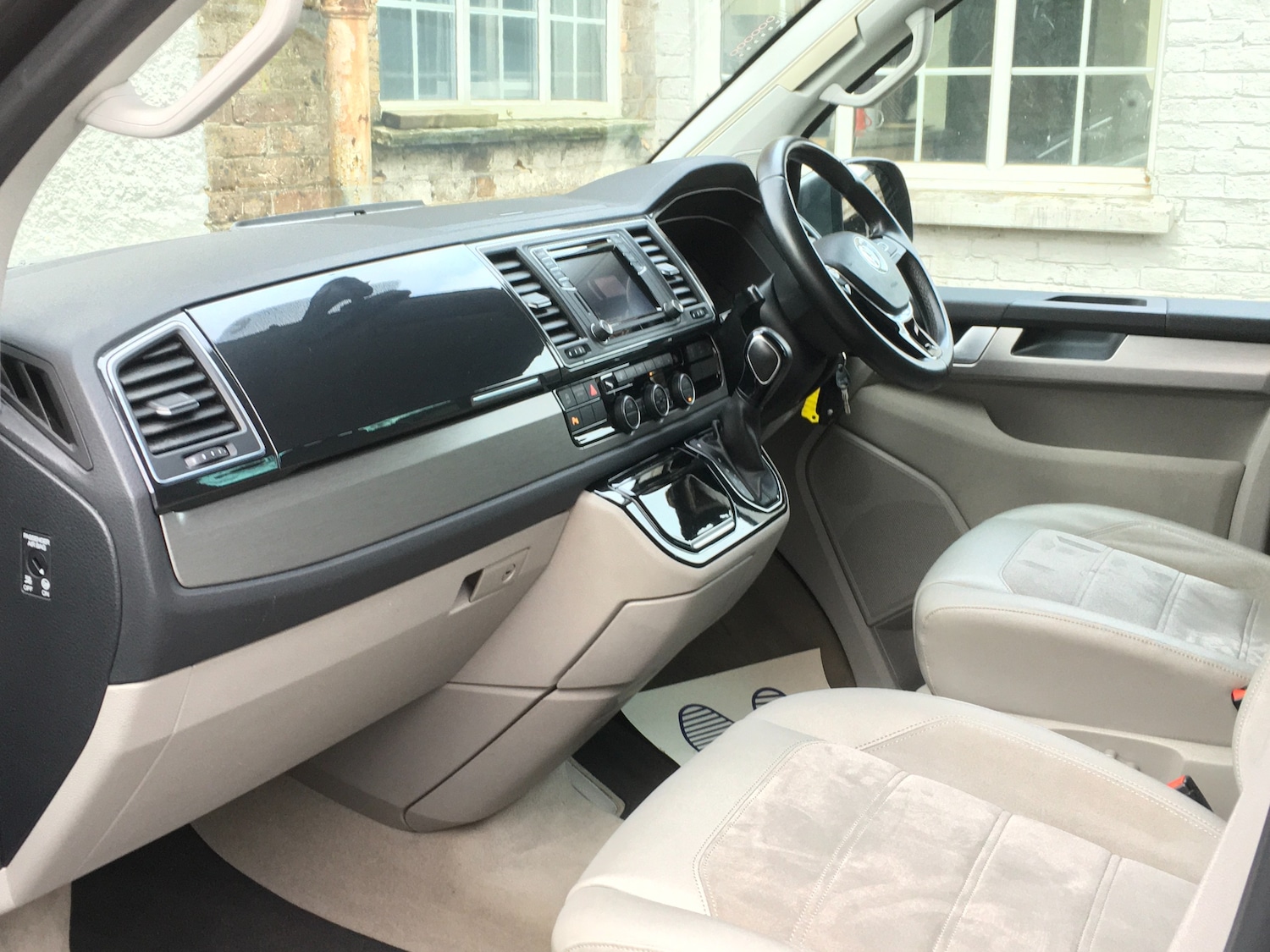 Used Volkswagen California 2017 for sale - 77211720: Photo 11