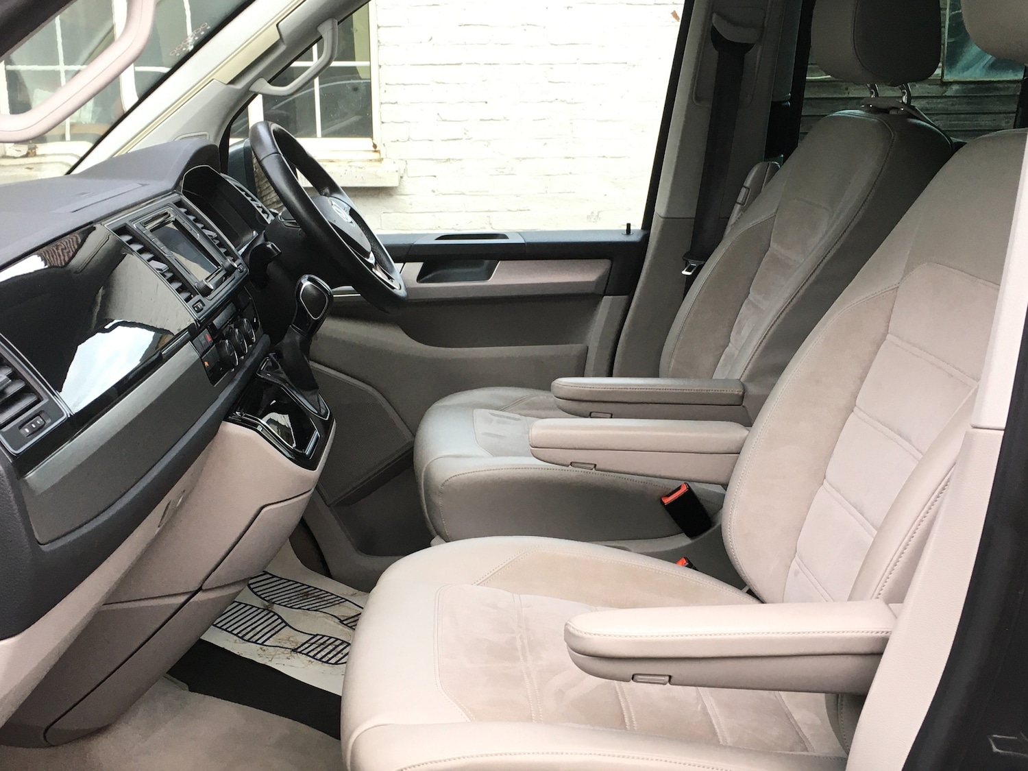 Used Volkswagen California 2017 for sale - 77211720: Photo 12