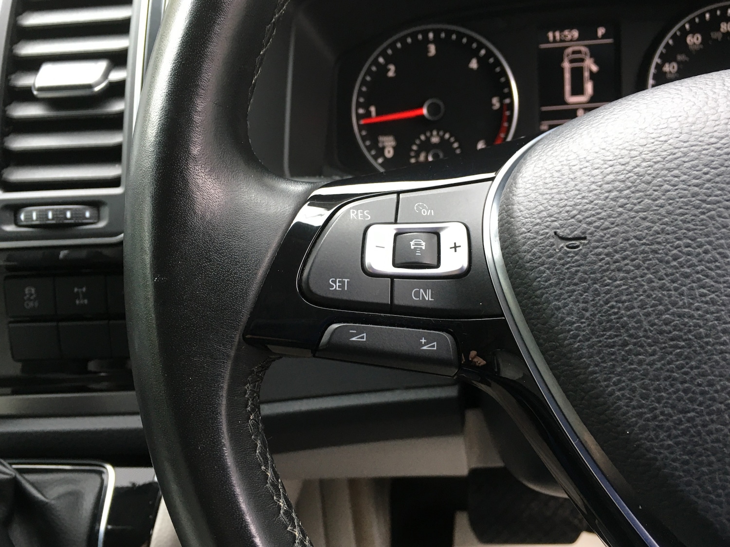 Used Volkswagen California 2017 for sale - 77211720: Photo 39