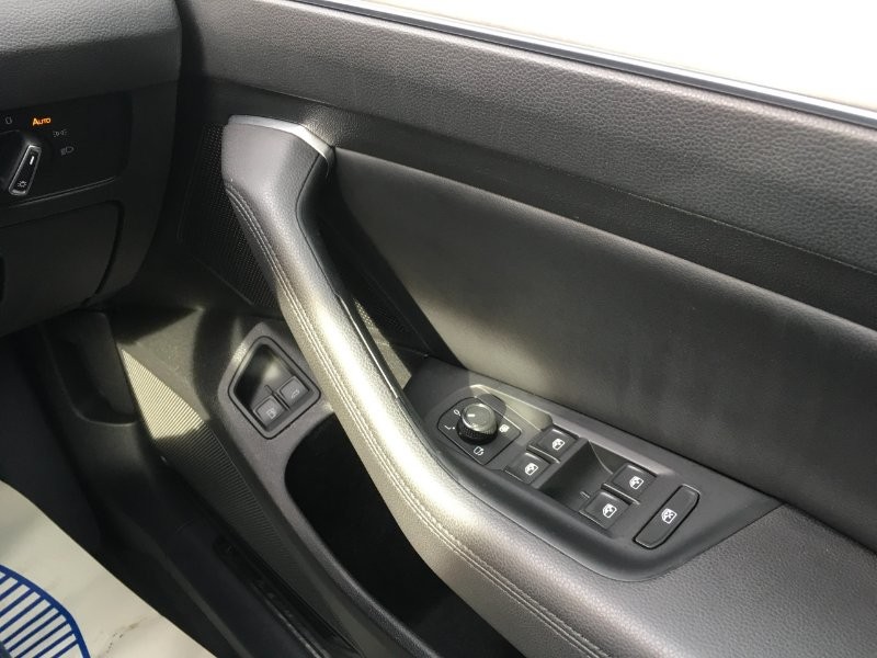 Used Volkswagen Passat 2017 for sale - 77236221: Photo 30