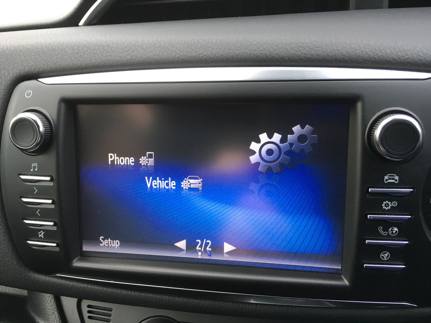 Used Toyota Yaris 2018 for sale - 77557340: Photo 23