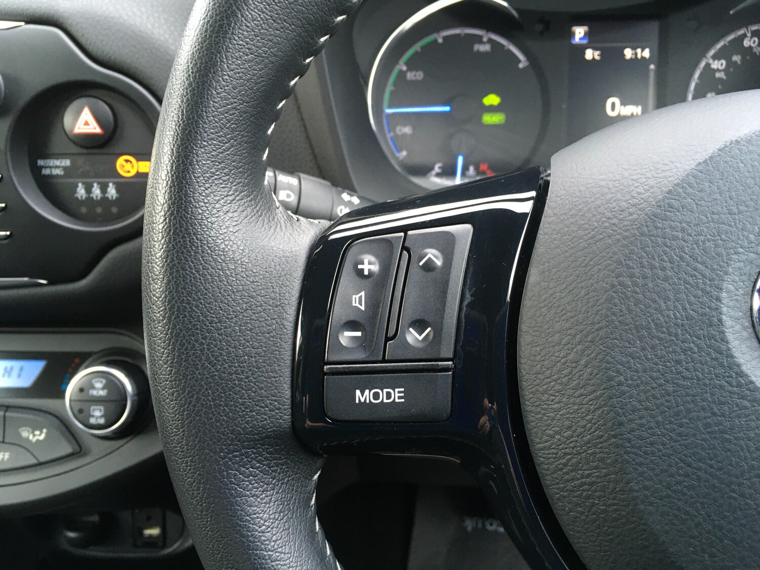 Used Toyota Yaris 2018 for sale - 77557340: Photo 25