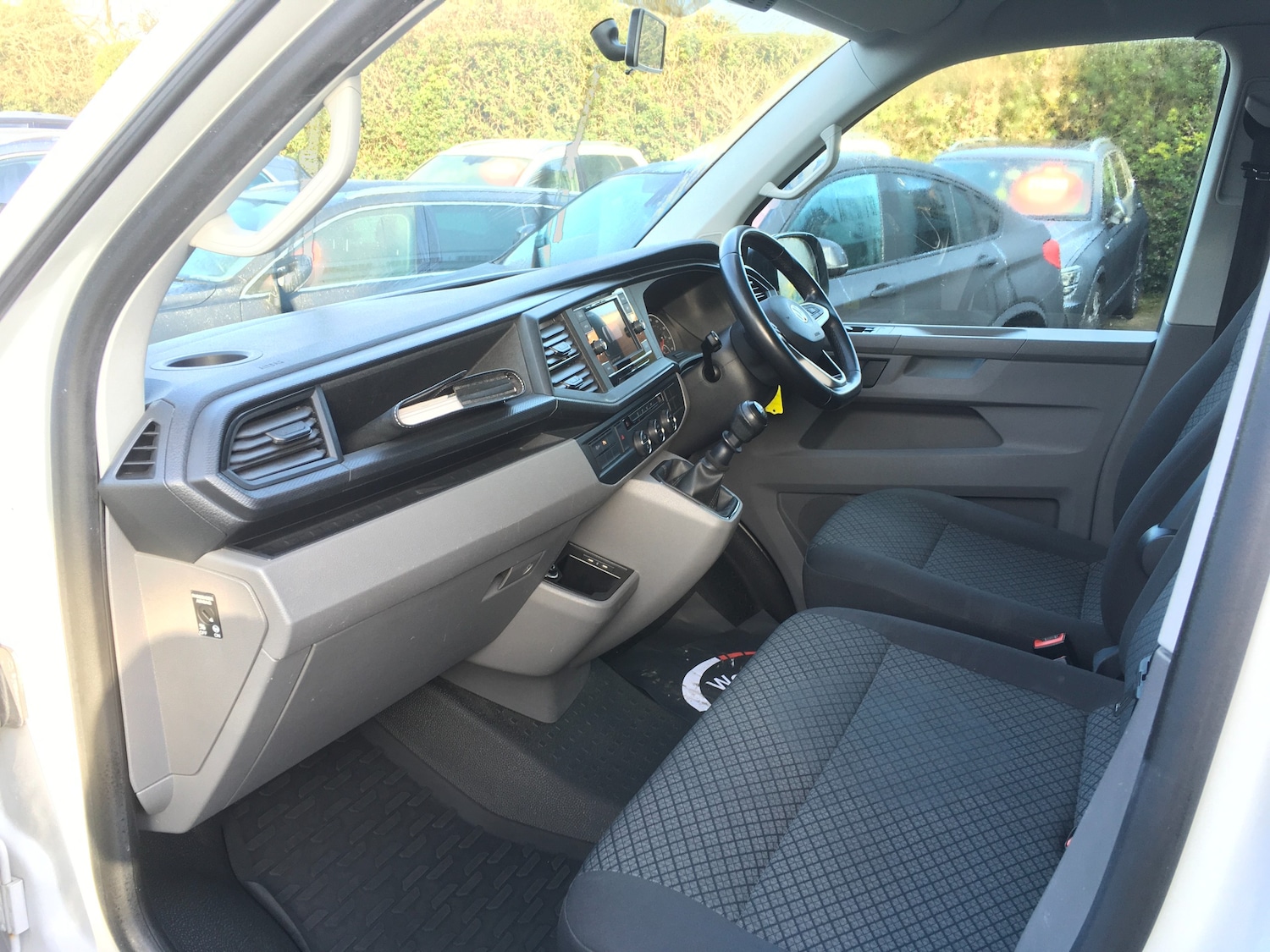 Used Volkswagen Transporter Shuttle 2020 for sale - 77639463: Photo 12