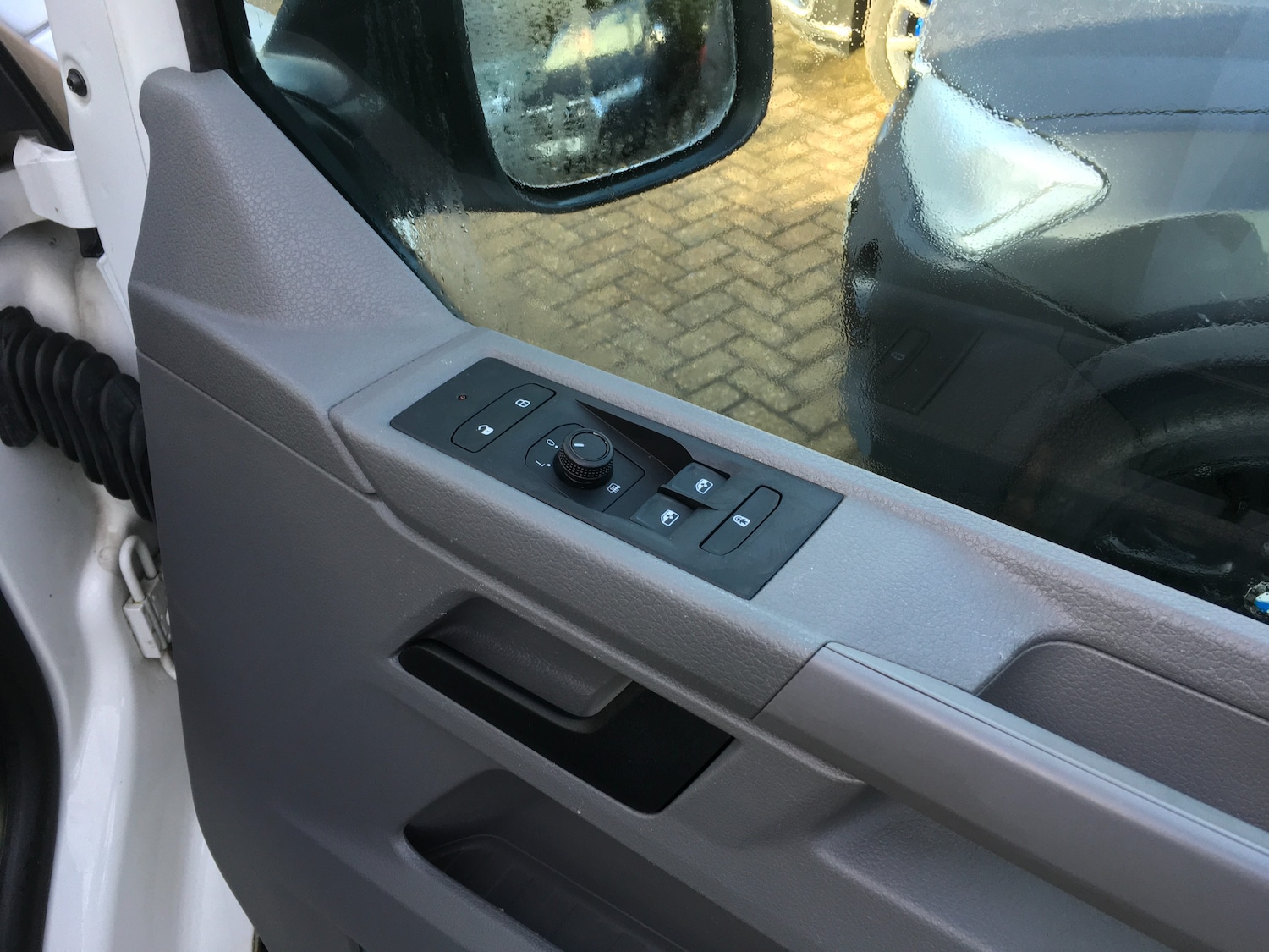 Used Volkswagen Transporter Shuttle 2020 for sale - 77639463: Photo 28