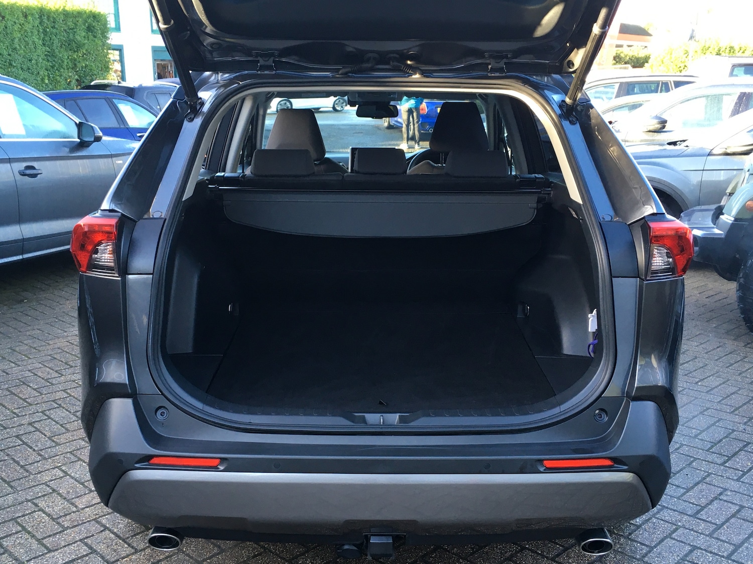 Used Toyota RAV4 2020 for sale - 76697888: Photo 18