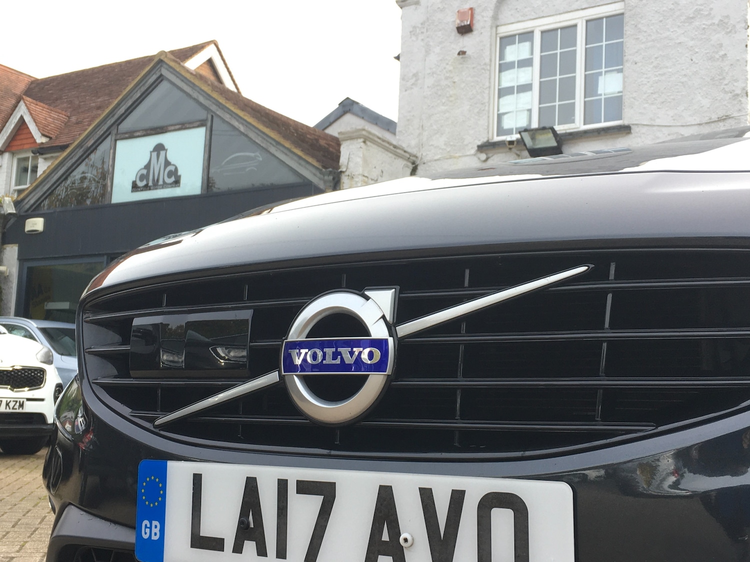 Used Volvo V60 2017 for sale - 76017340: Photo 5