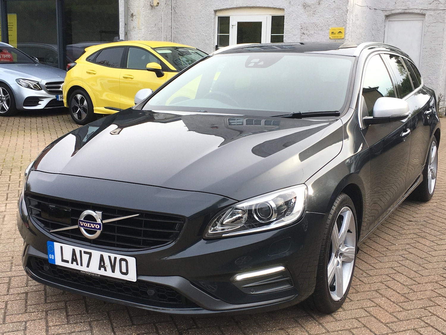 Used Volvo V60 2017 for sale - 76017340: Photo 6