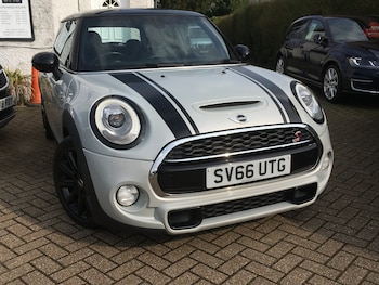 Used MINI Hatch 2016 for sale - 77890555: Photo