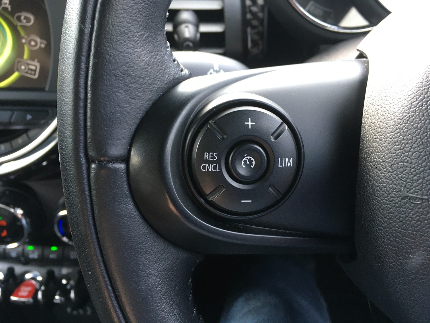 Used MINI Hatch 2016 for sale - 77890555: Photo 24