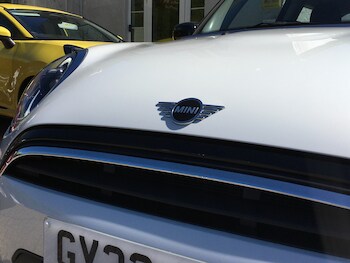 Used MINI Hatch 2023 for sale - 78390198: Photo