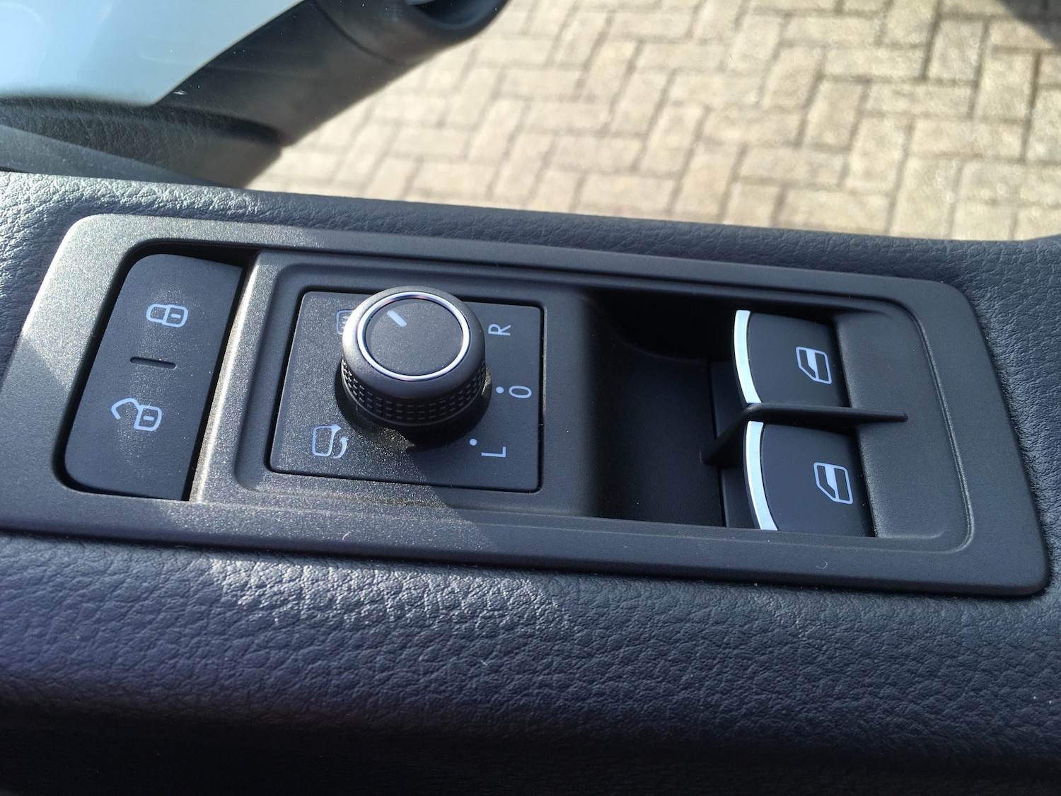 Used Volkswagen Caravelle 2016 for sale - 78035779: Photo 12