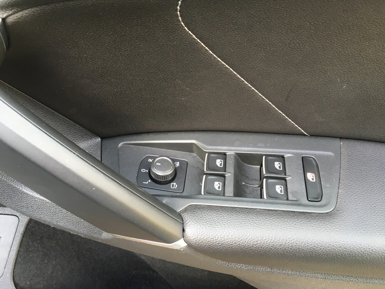 Used Volkswagen Tiguan 2018 for sale - 77171419: Photo 23