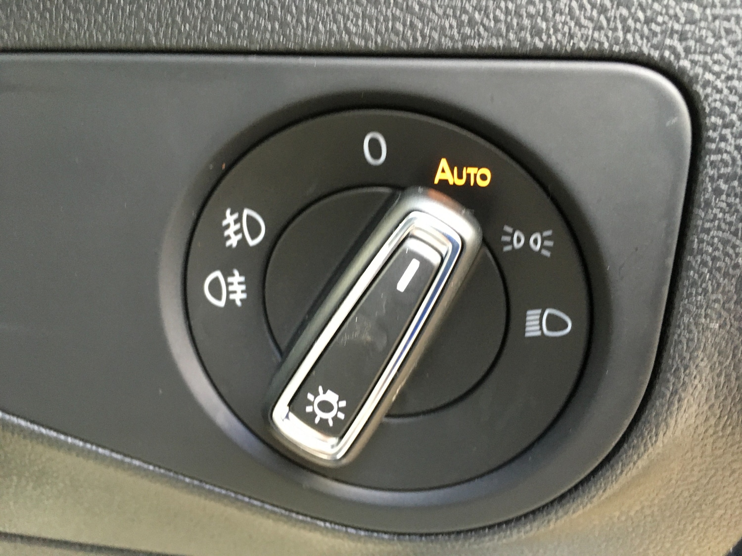 Used Volkswagen Tiguan 2018 for sale - 77171419: Photo 24