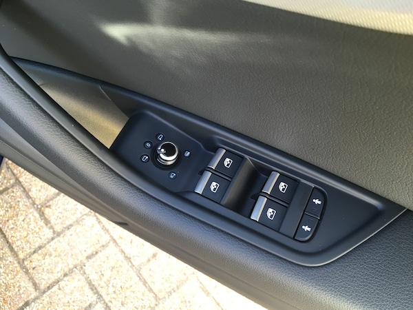 Used Audi A4 Avant 2019 for sale - 76186995: Photo 33