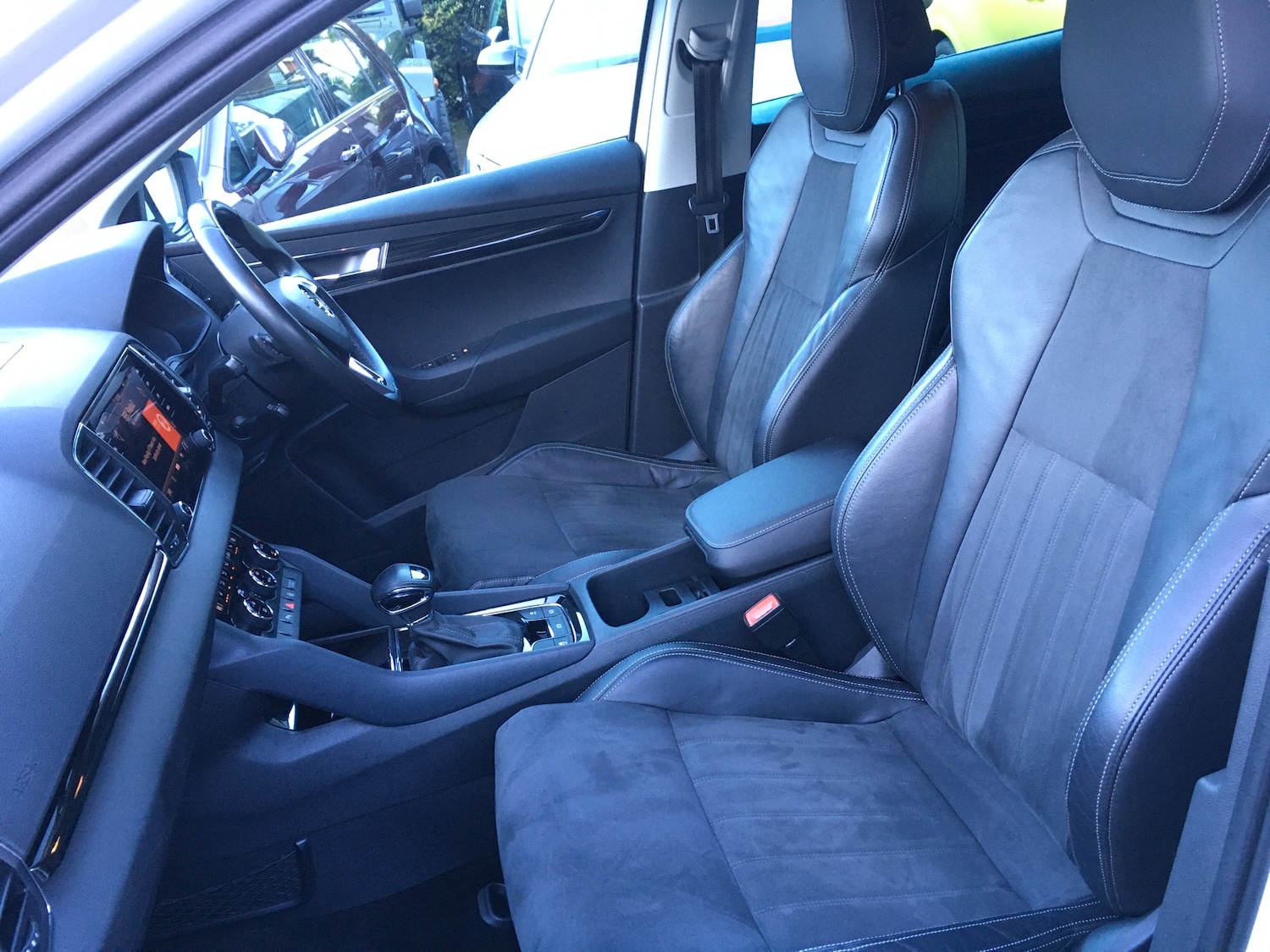 Used Skoda Karoq 2018 for sale - 76783284: Photo 12