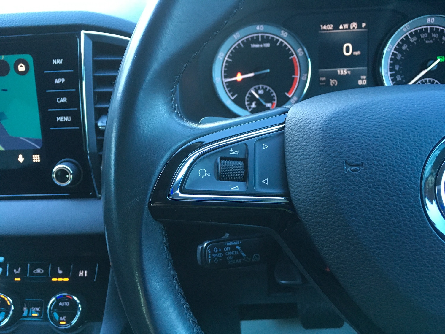 Used Skoda Karoq 2018 for sale - 76783284: Photo 27