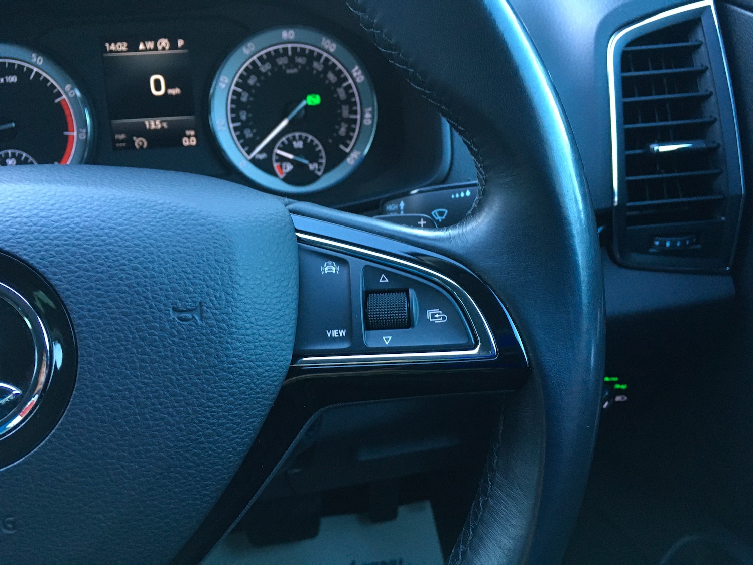 Used Skoda Karoq 2018 for sale - 76783284: Photo 28